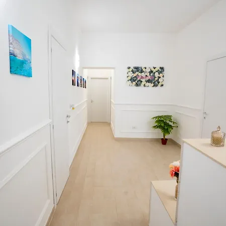 Apartment Retreat *
